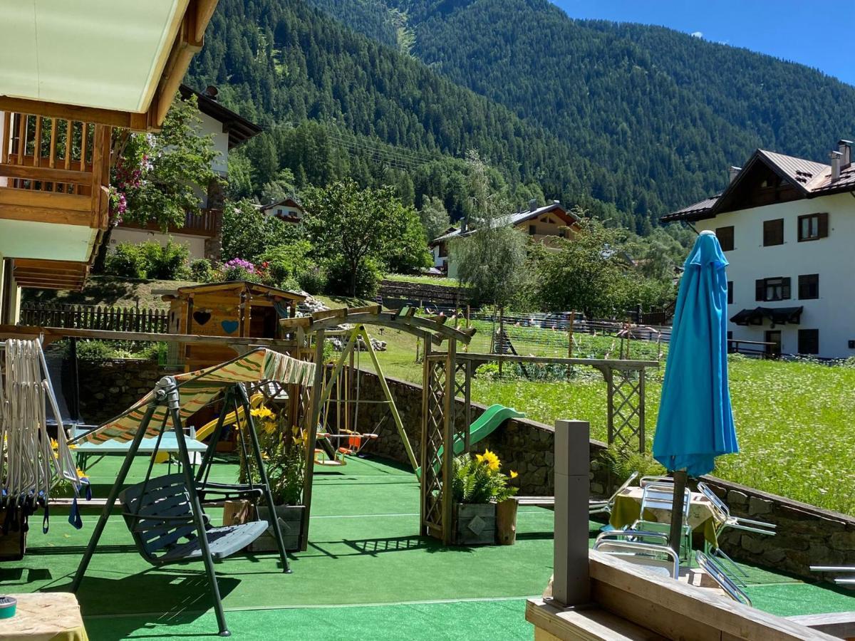 Hotel Ortles Dolomiti Walking & Spa Cogolo Esterno foto